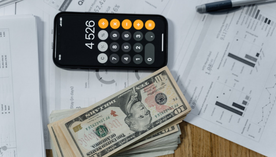 billets argent salaire payement smic minimum calculatrice augmentation octobre revalorisation cote formations